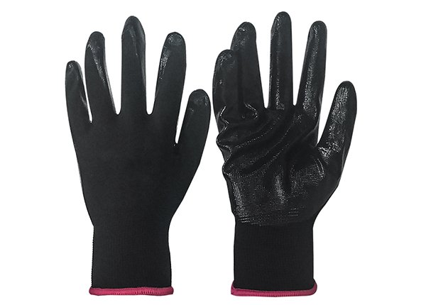 13 gauge black polyester/nylon black nitrile coated safety gloves