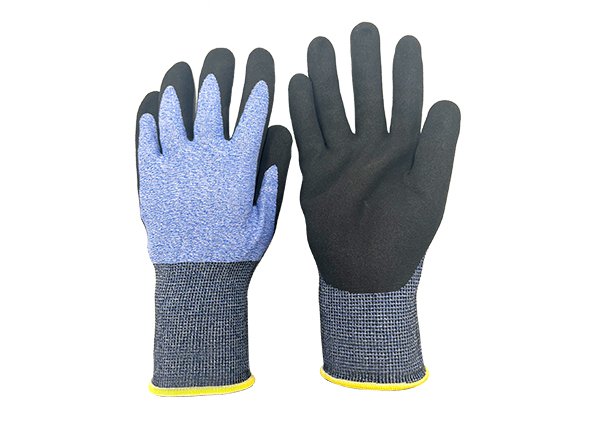 Anti cut Level 5 21gauge nylon/spandex nitrile sandy coated gloves