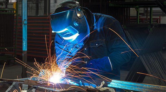 Hand Protection Guide for Automotive Manufacturing's Four Major Workshops! Wrong Gloves = Slowed Production! Precision Protection Boosts Both Efficiency and Safety!